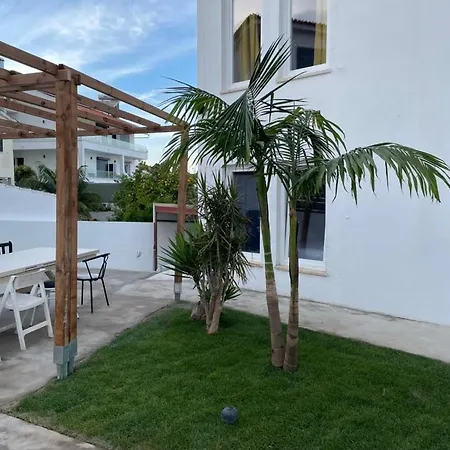 Retreat Villa, Full Amenities, Up To 40ppl Вілла *