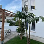 Retreat Villa, Full Amenities, Up To 40ppl * Lisboa