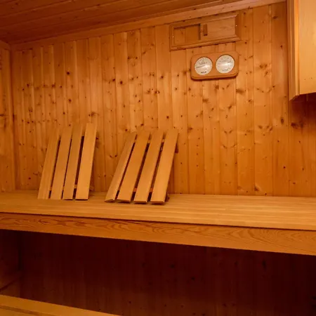 Villa Retreat Villa, Full Amenities, Up To 40ppl