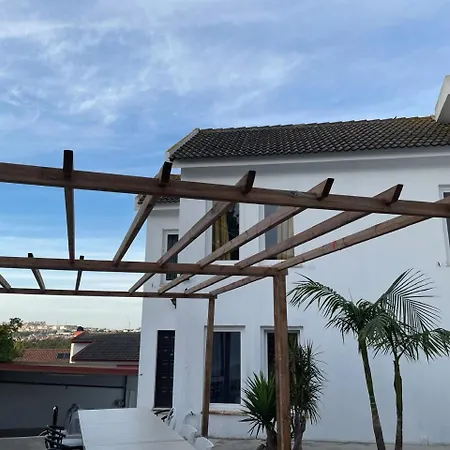 Вилла Oeiras Villa, Pool And Jacuzzi