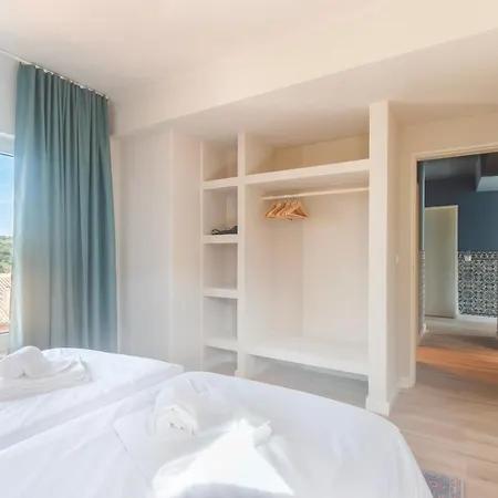 Oeiras Villa, Pool And Jacuzzi * ליסבון