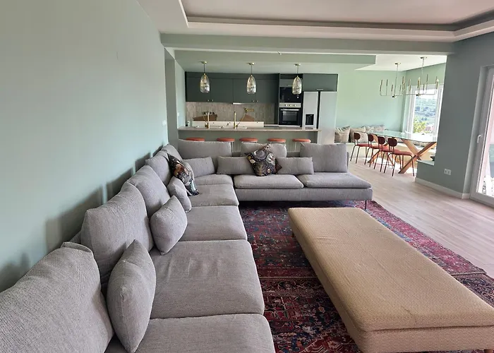 Willa Retreat Villa, Full Amenities, Up To 40ppl *