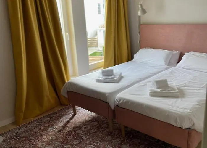 Retreat Villa, Full Amenities, Up To 40ppl