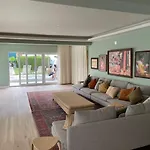 Retreat Villa, Full Amenities, Up To 40ppl וילה