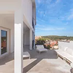 Retreat Villa, Full Amenities, Up To 40ppl וילה *