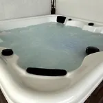 וילה Retreat Villa, Full Amenities, Up To 40ppl