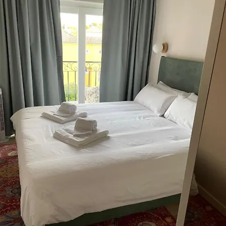 Oeiras Villa, Pool And Jacuzzi * Lisboa