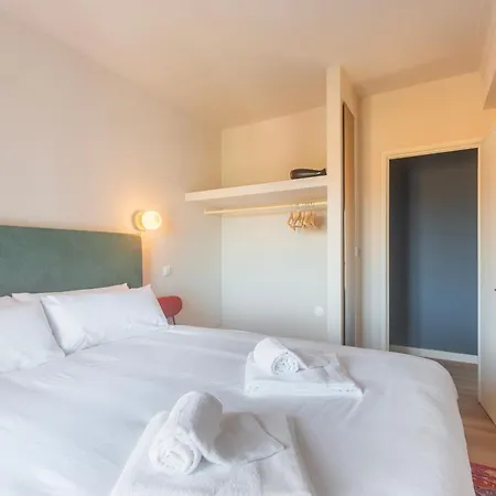 Oeiras Villa, Pool And Jacuzzi * Lisboa