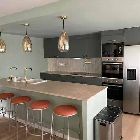 Retreat Villa, Full Amenities, Up To 40ppl Lisbona