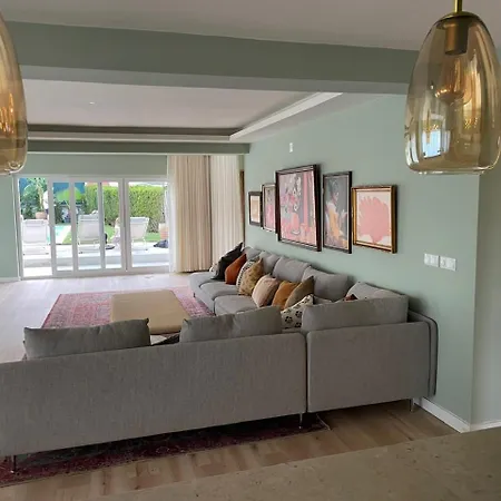 Retreat Villa, Full Amenities, Up To 40ppl Villa