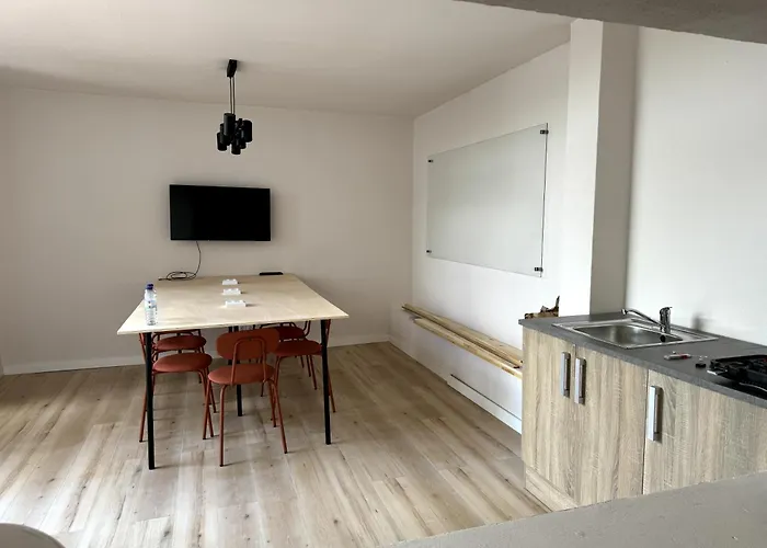 빌라 Retreat Villa, Full Amenities, Up To 40ppl *